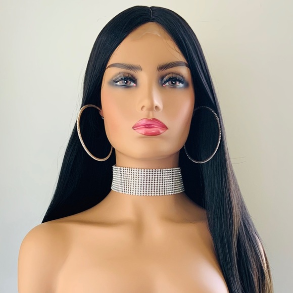 Simply Gorgeous Long Black Synthetic Lace Front Wig for Daily Wear/Photos/Events - Picture 9 of 12